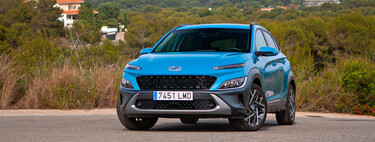 We tested the Hyundai Kona 1.6 HEV Hybrid, an efficient and comfortable SUV