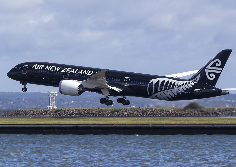 Air New Zealand Introduces 787 "Jabseed": A Business Class Vaccine Center