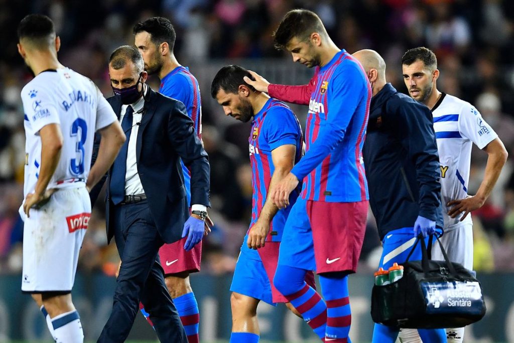 Kun Aguero suffered an arrhythmia against Alaves and is still hospitalized |  Sports