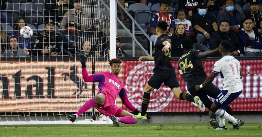 Qualifiers must wait for LAFC after draw with Whitecaps