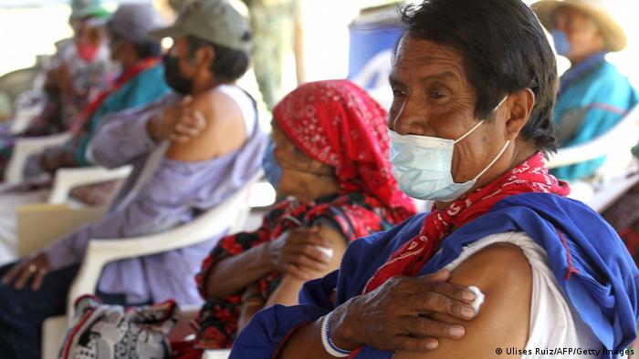 Mexico: Huichol or Wixáricas gets the corona virus vaccine