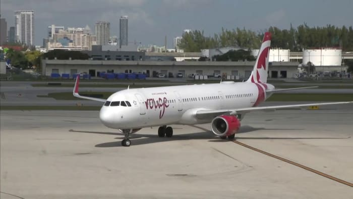 Dozens of flights canceled at South Florida airports, thousands nationwide