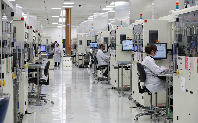 Intel will install a $9 billion chip factory in Italy