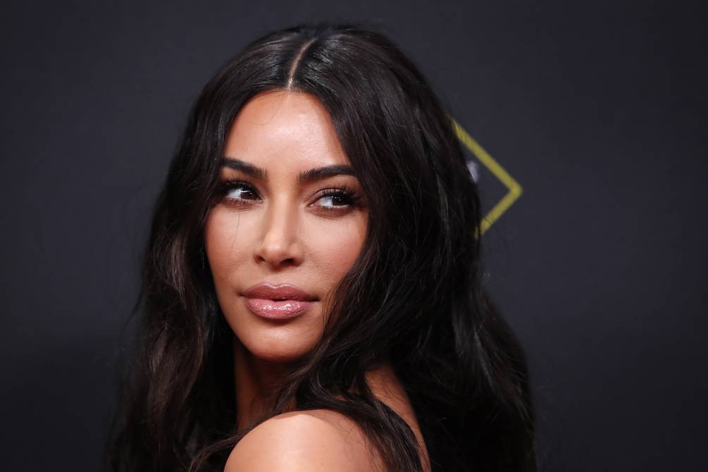 Kim Kardashian West wins Fashion Icon at the 2021 People's Choice Awards |  people |  entertainment