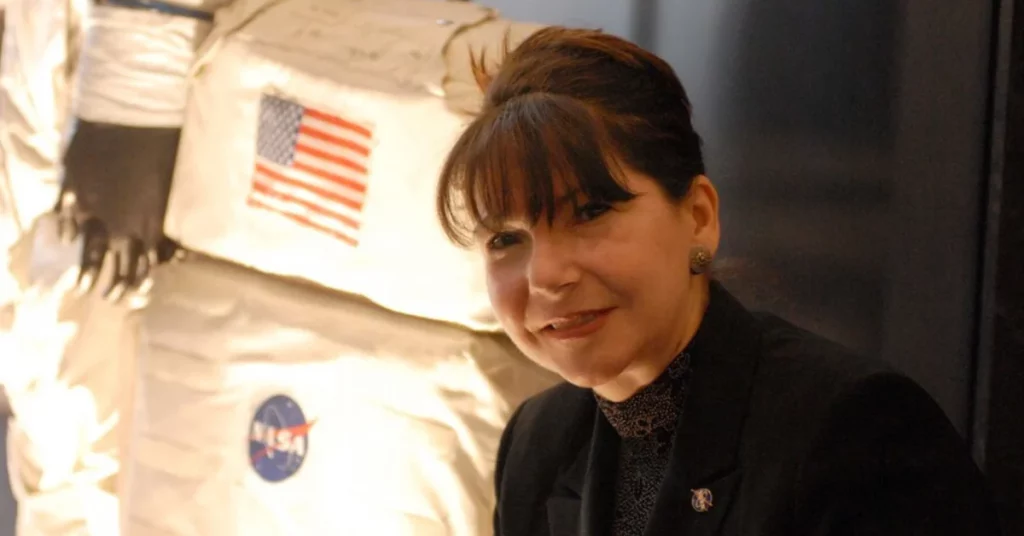 Adriana Ocampo, the Colombian scientist who won an important international award for her work at NASA