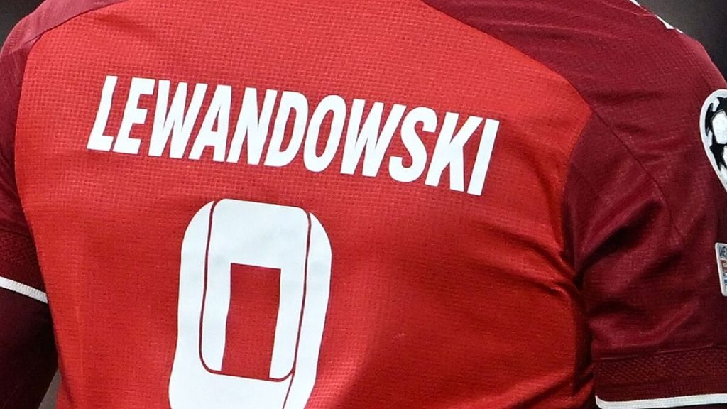 Lewandowski takes it to the next level: His numbers are historical animals
