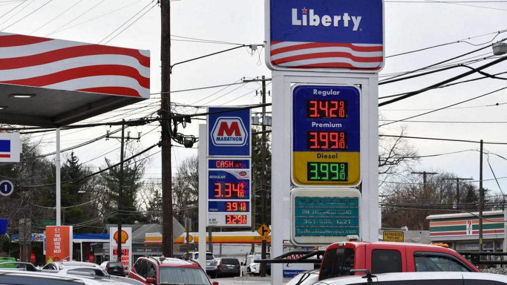 El precio del combustible varía en cada entidad. Te explicamos por qué la gasolina es más cara en California y cuál el estado con la gasolina más barata.