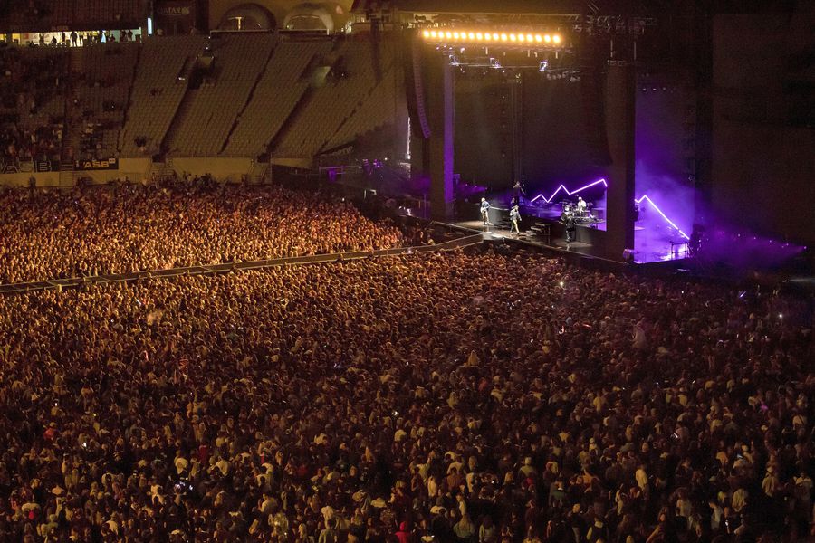 New Zealand proud of victory over Govt and gathers 50,000 at a concert