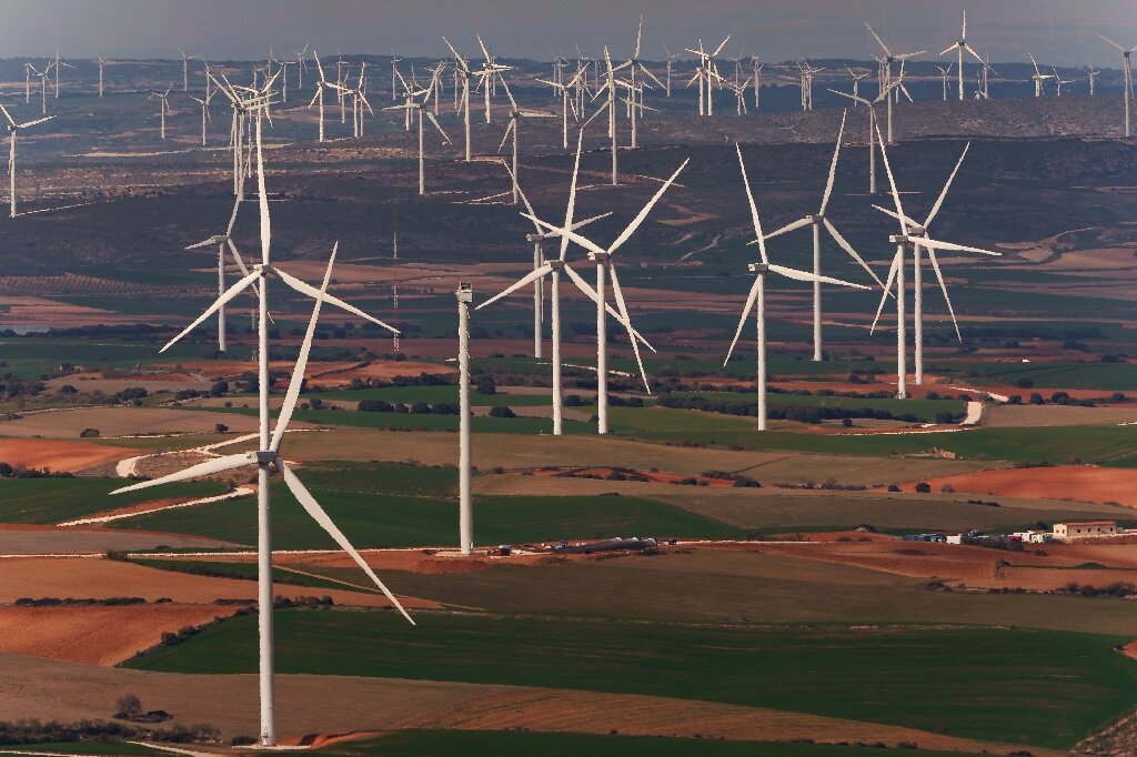 Favorable winds improve Spain's wind sector