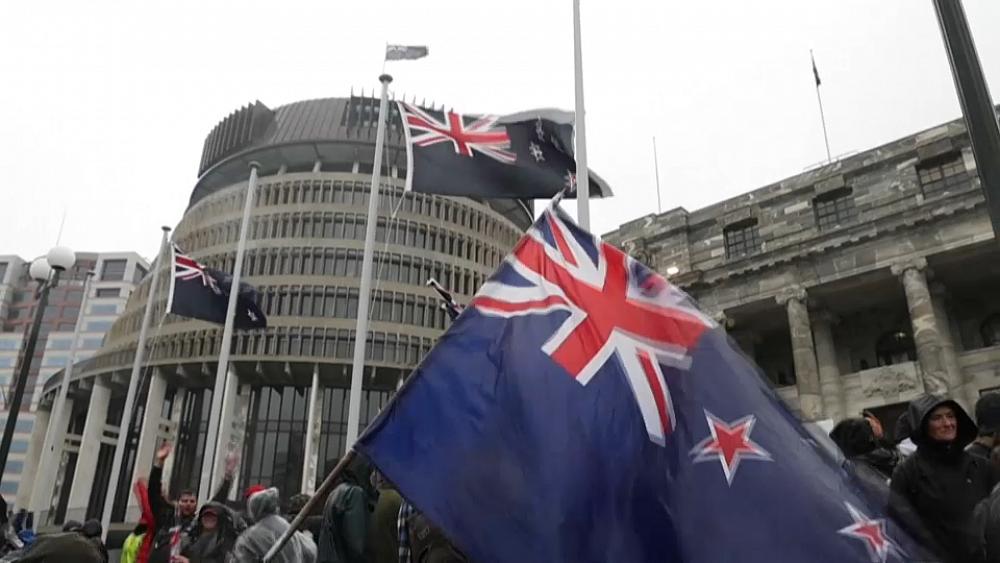 Anti-vaccine protesters oppose McCarena in New Zealand