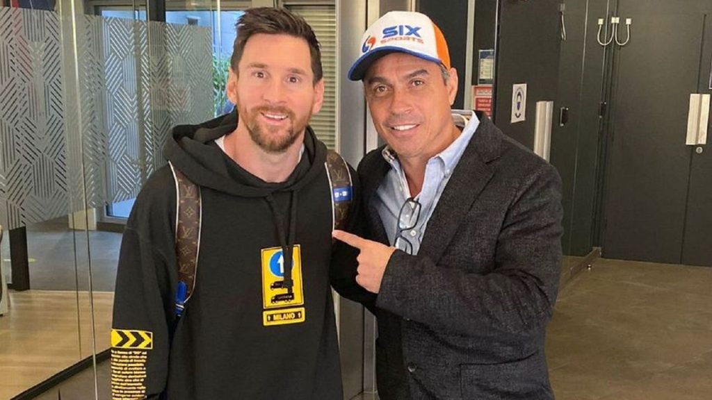 The humble story of Messi receiving a shirt from an unknown Brazilian club