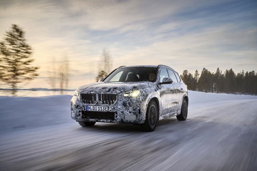 BMW improves the details of the new iX1 in the Arctic Circle
