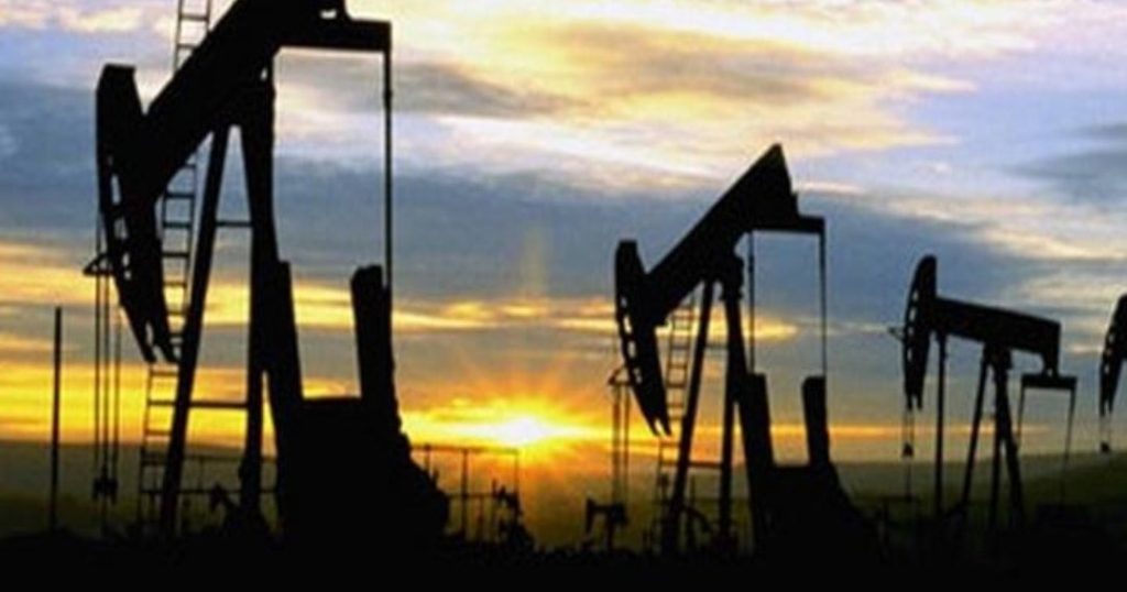 Crude oil prices rise as major producers warn of production capacity limits
