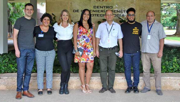 American activists exchange views with CIGB scientists