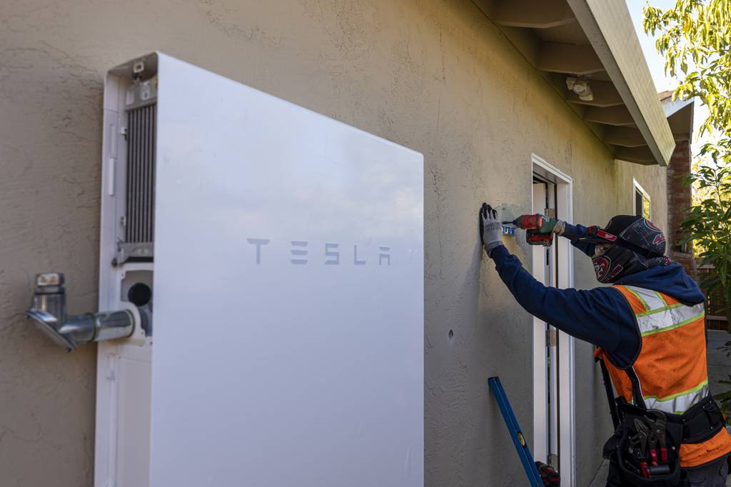Former Tesla Energy Chief Launches Home Electrification Startup