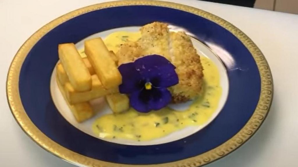 Make a favorite 'fish and chips' recipe for Queen Elizabeth II of England