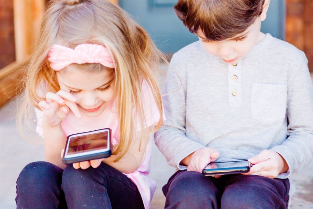 73% of children in Europe already control instant messaging from their mobile phones or tablets