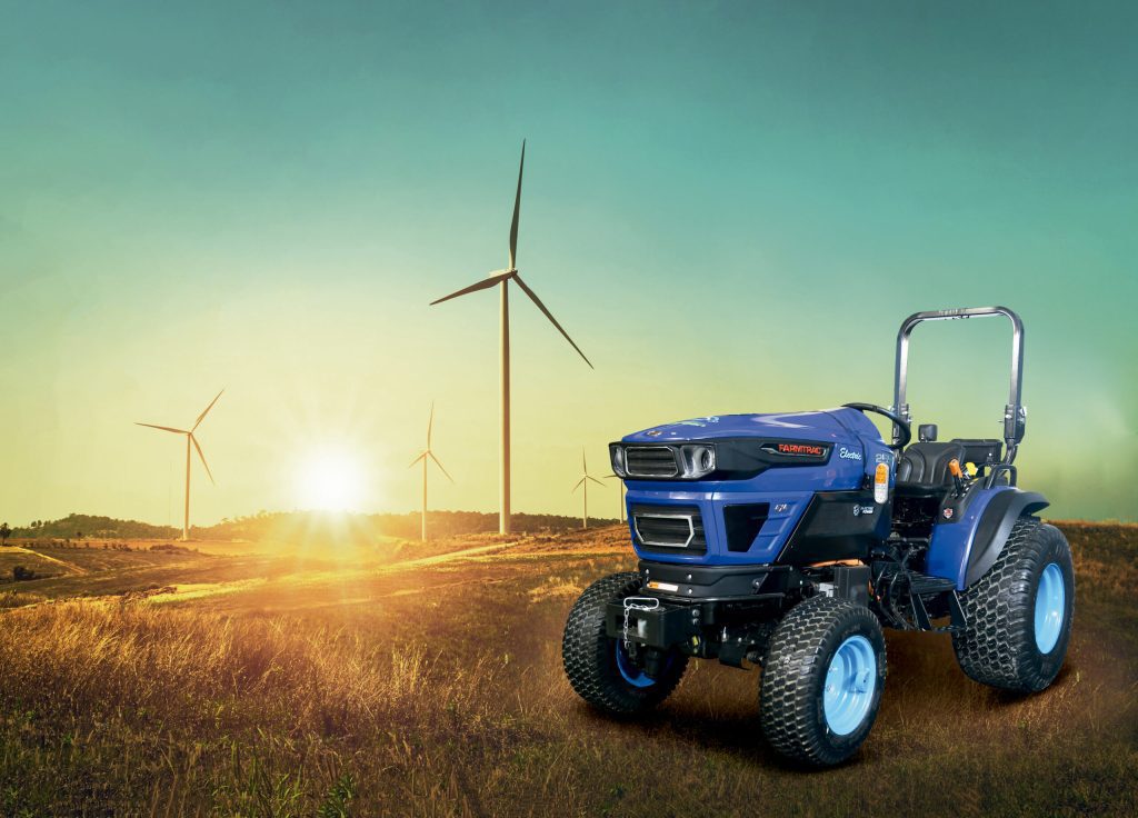 Chile: Dercomaq introduces the first 100% electric tractor