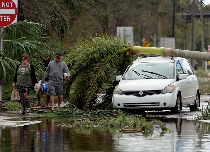 Hurricane Ian: Rescue efforts continue in Florida