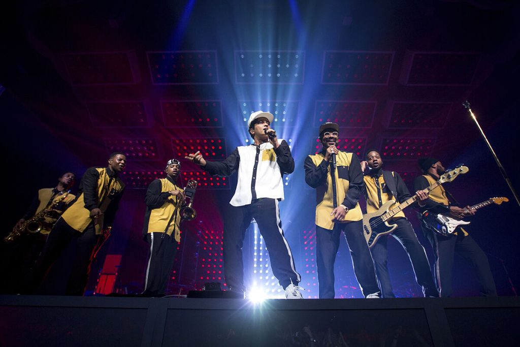 Bruno Mars withdraws from competition at the Grammys
