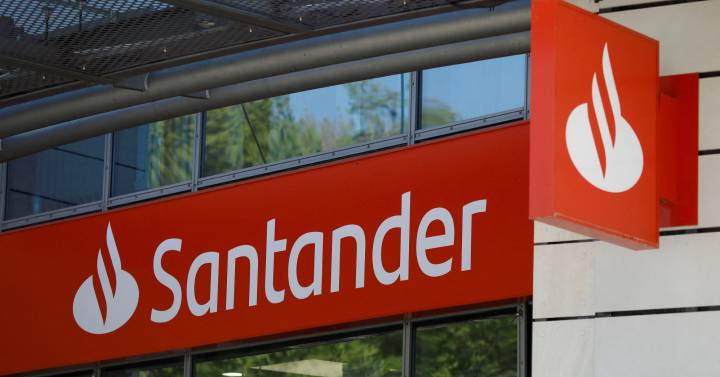 Santander offers to buy 3.76% that it does not control in its Mexican subsidiary and will exclude it from the stock exchange |  comp