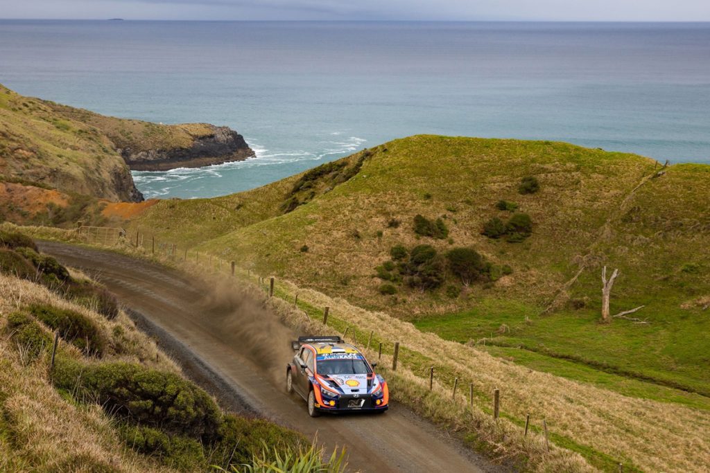 Ott Tänak starts strong in New Zealand to extend WRC streak
