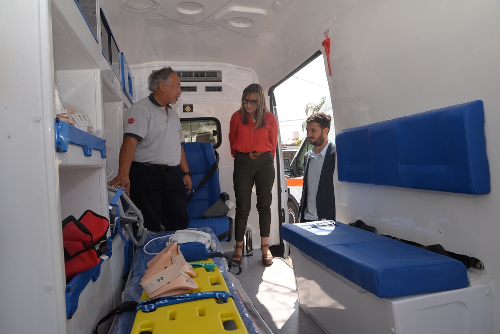 Health introduced four highly complex ambulances to Caps - Web de Noticias