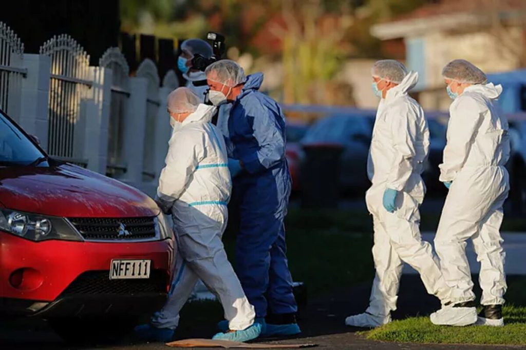 The suspect who killed two children in some suitcases has been extradited to New Zealand