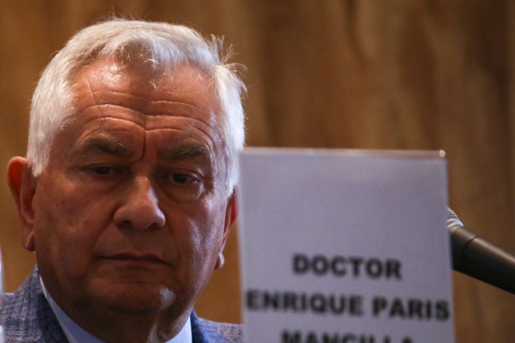 Enrique Paris "For Chile I will again be the Minister of Health"