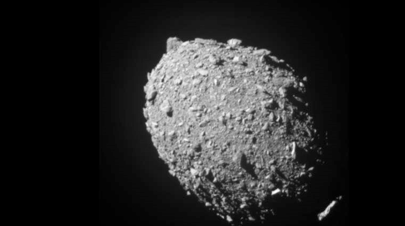 The impact of the DART spacecraft on the asteroid Dimorphos displaced tons of rock